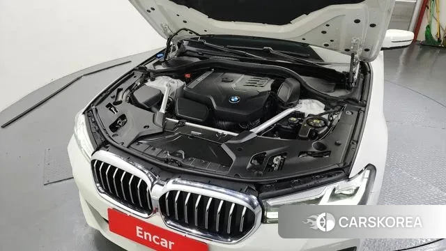 BMW 5 Series (G30) id 3468170 из Кореи 16