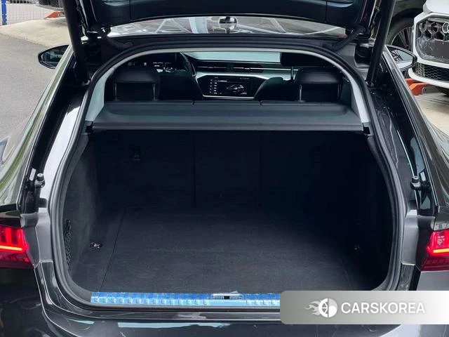 Audi A7 id 4261375 из Китая 22