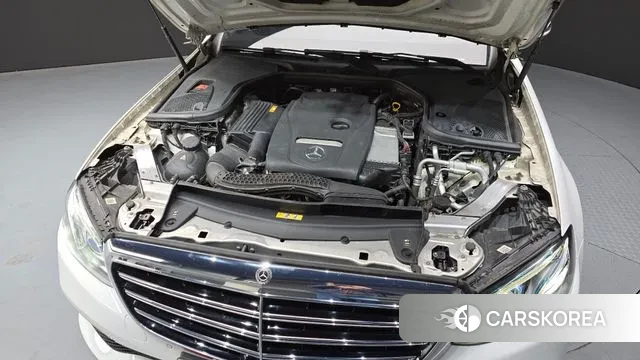 Mercedes-Benz E-Class W213 id 3661944 из Кореи 16