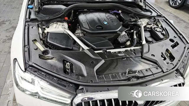 BMW 5 Series (G30) id 3508135 из Кореи 16