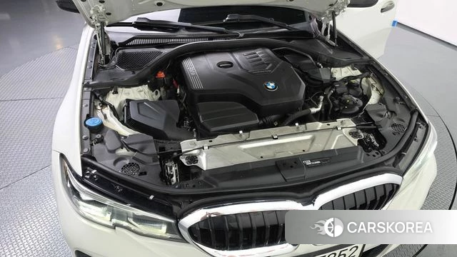 BMW 3 Series (G20) id 4642497 из Кореи 27