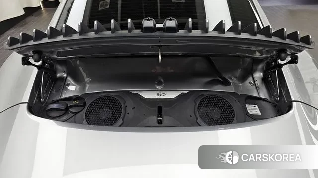 Porsche 911(992) id 3008768 из Кореи 16