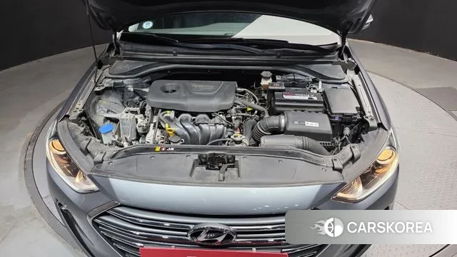 Hyundai Avante AD id 3494703 из Кореи 16