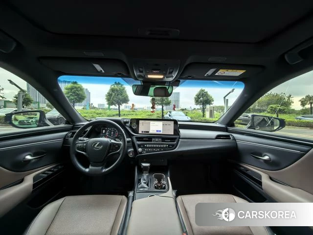 Lexus ES 2024 Серебристо-серый из Китая, фото 6