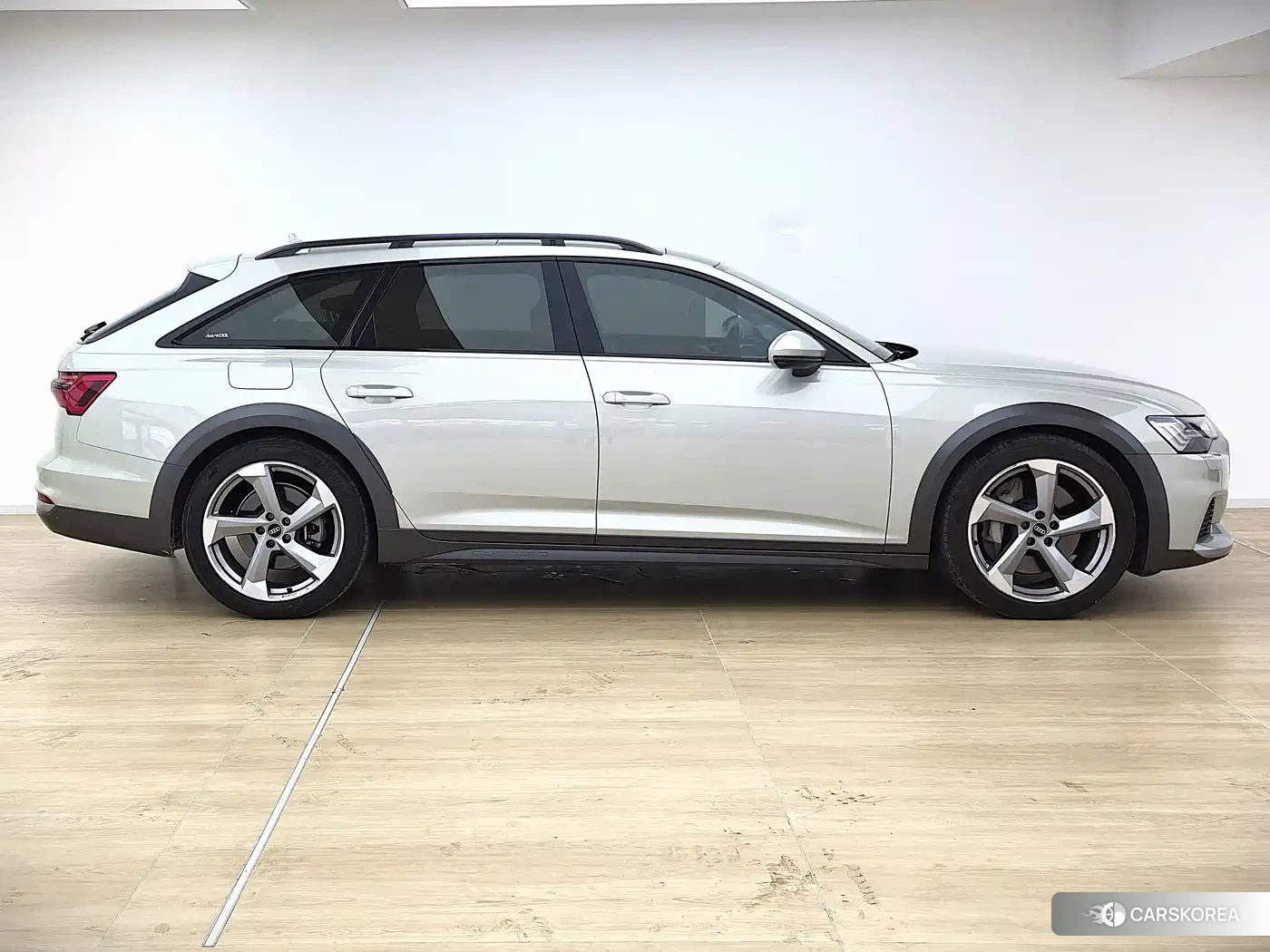 Audi A6 id 4600730 из Китая 18