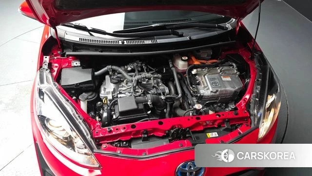 Toyota Prius C id 4693888 из Кореи 27