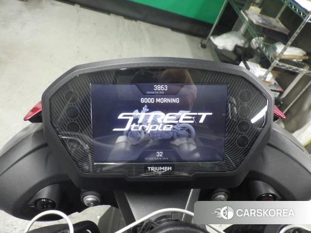 OTHER TRIUMPH STREET TRIPLE 765 id 3948598 из Японии 28