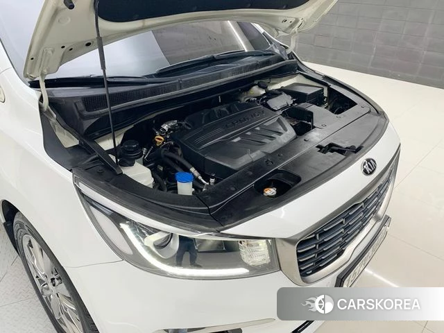 Kia The New Carnival id 4351136 из Кореи 16
