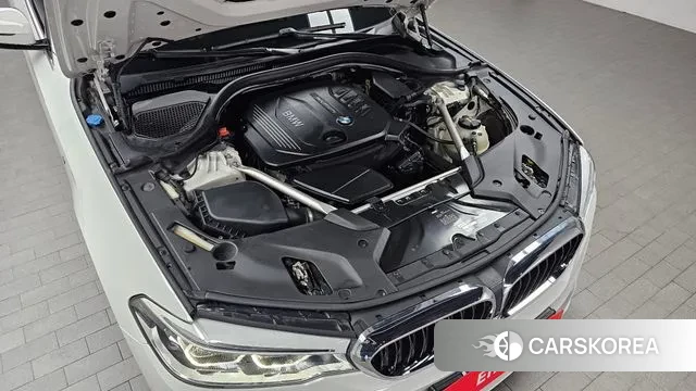 BMW 5 Series (G30) id 3434831 из Кореи 16