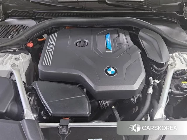 BMW 5 Series (G30) id 3207715 из Кореи 16