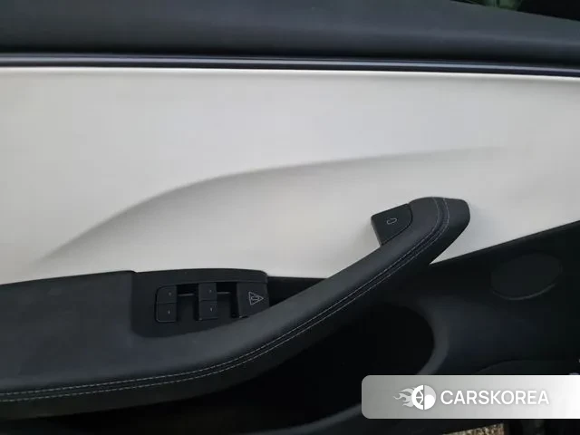 Tesla Model 3 id 3236183 из Кореи 8