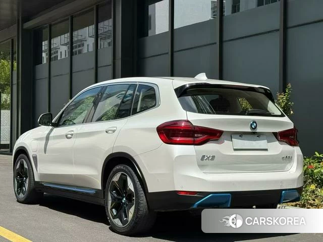 BMW iX3 2021 Белый из Китая, фото 6