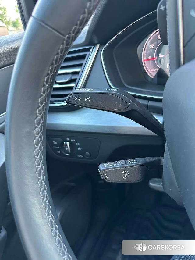 Audi Q5L id 4313842 из Китая 48