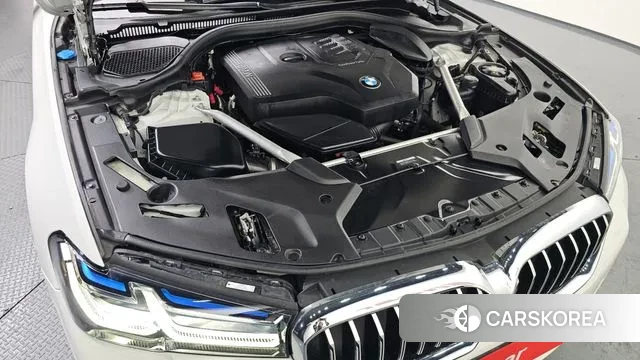 BMW 5 Series (G30) id 3645127 из Кореи 16