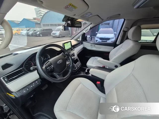 Hyundai The New Grand Starex id 3698645 из Кореи 10