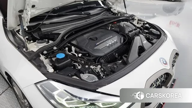 BMW 1 Series (F40) id 3042917 из Кореи 16