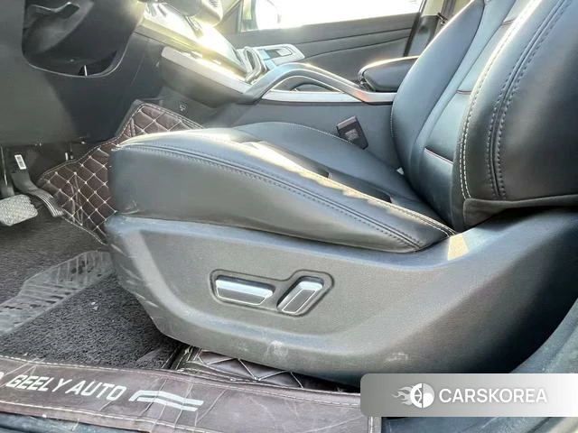 Geely Automobile Boyue id 4208722 из Китая 30