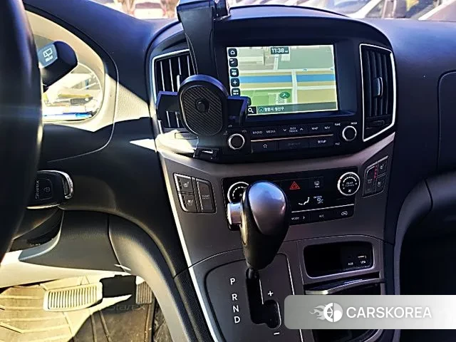 Hyundai The New Grand Starex id 3568328 из Кореи 12