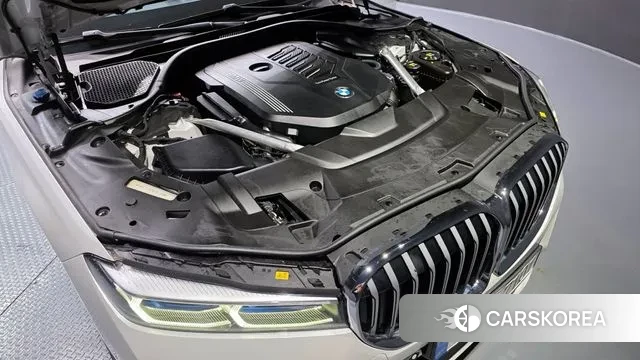 BMW 7 Series (G11) id 3373035 из Кореи 16