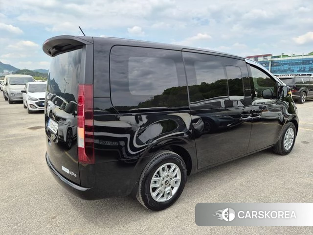 Hyundai Staria id 4248398 из Кореи 16