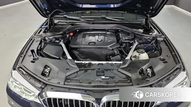 BMW 5 Series (G30) id 3107166 из Кореи 15