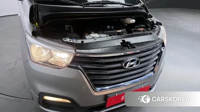 Hyundai The New Grand Starex id 3297771 из Кореи 16