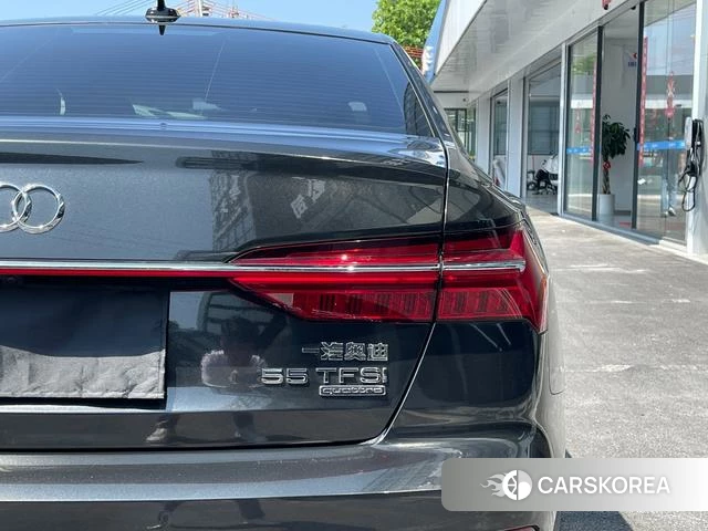 Audi A6L id 4273889 из Китая 29