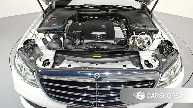 Mercedes-Benz E-Class W213 id 3713914 из Кореи 16