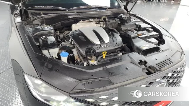 Hyundai The New Grandeur IG id 3319091 из Кореи 16