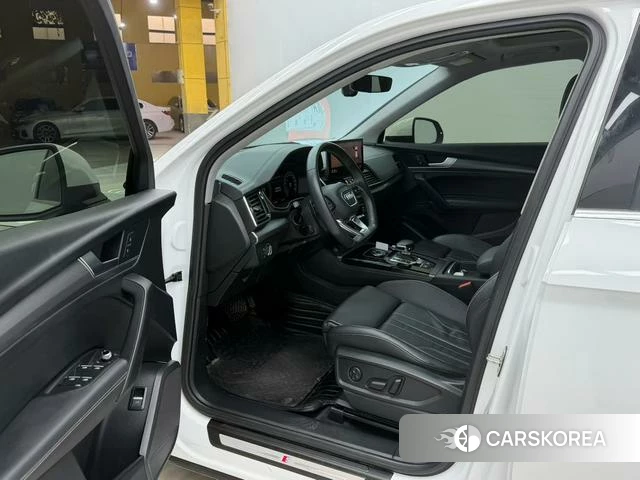 Audi Q5L 2022 Белый из Китая, фото 6