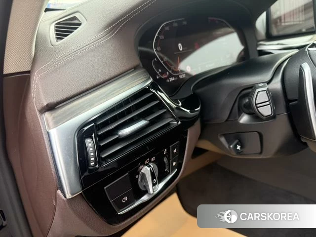 BMW 5 series id 4256851 из Китая 10