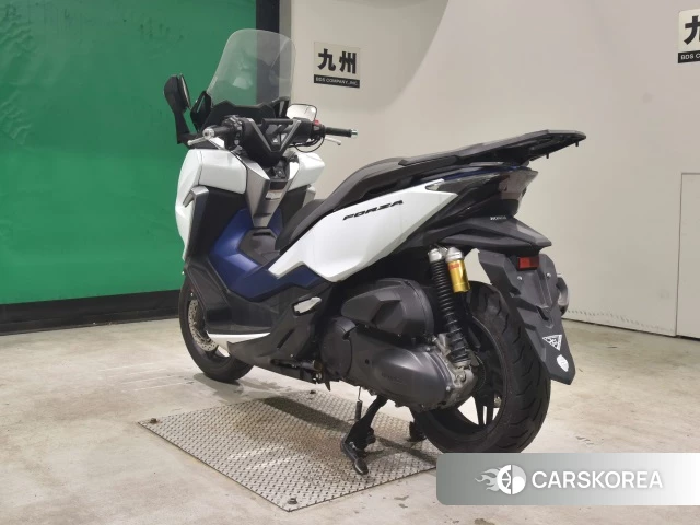 Проданный Honda FORZA id 4299163 из Японии, фото 6