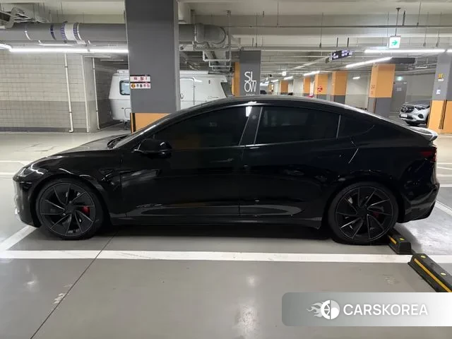Tesla Model 3 id 3756872 из Кореи 10