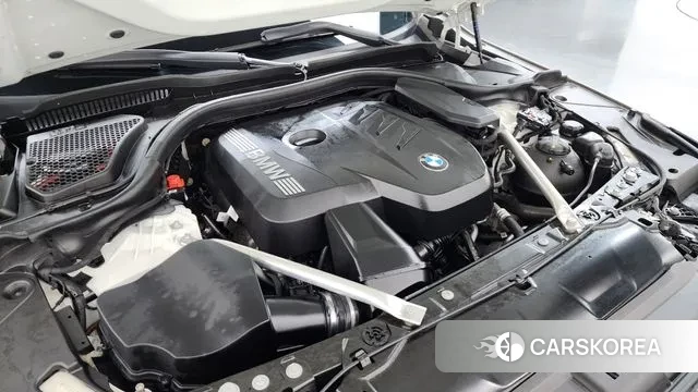 BMW 5 Series (G60) id 3689824 из Кореи 16