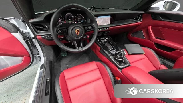 Porsche 911(992) id 4584210 из Кореи 31