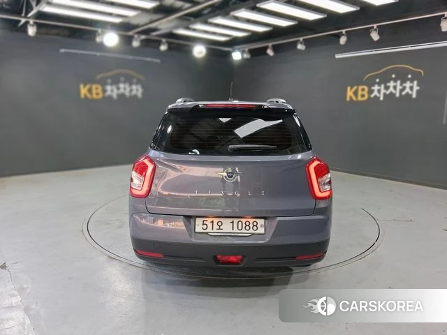 Ssangyong Tivoli Air id 4513239 из Кореи 15