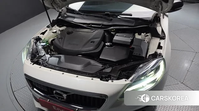 Volvo V40 Cross-Country id 3117800 из Кореи 16