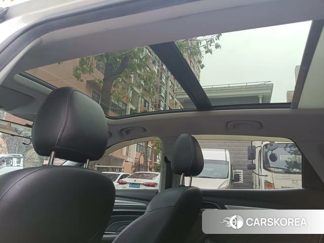 Roewe RX3 id 3920781 из Китая 8