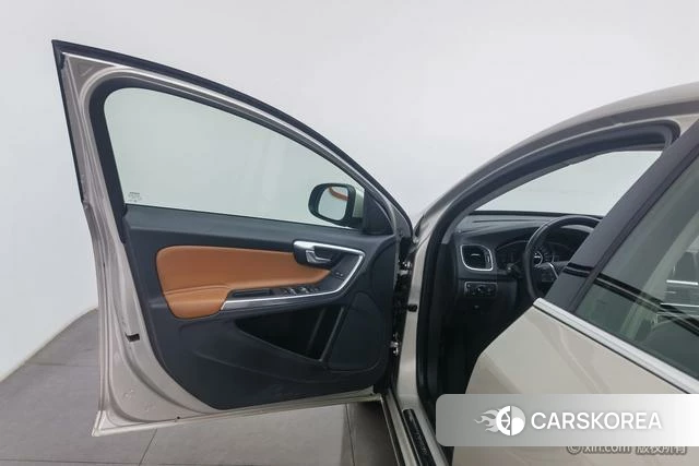 Volvo S60 id 4212567 из Китая 20