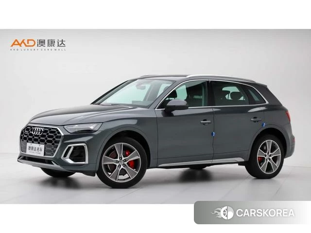 Audi Q5L 2021 Темно-серый из Китая, фото 6