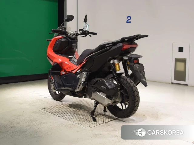 Проданный Honda ADV150 id 4289895 из Японии, фото 6