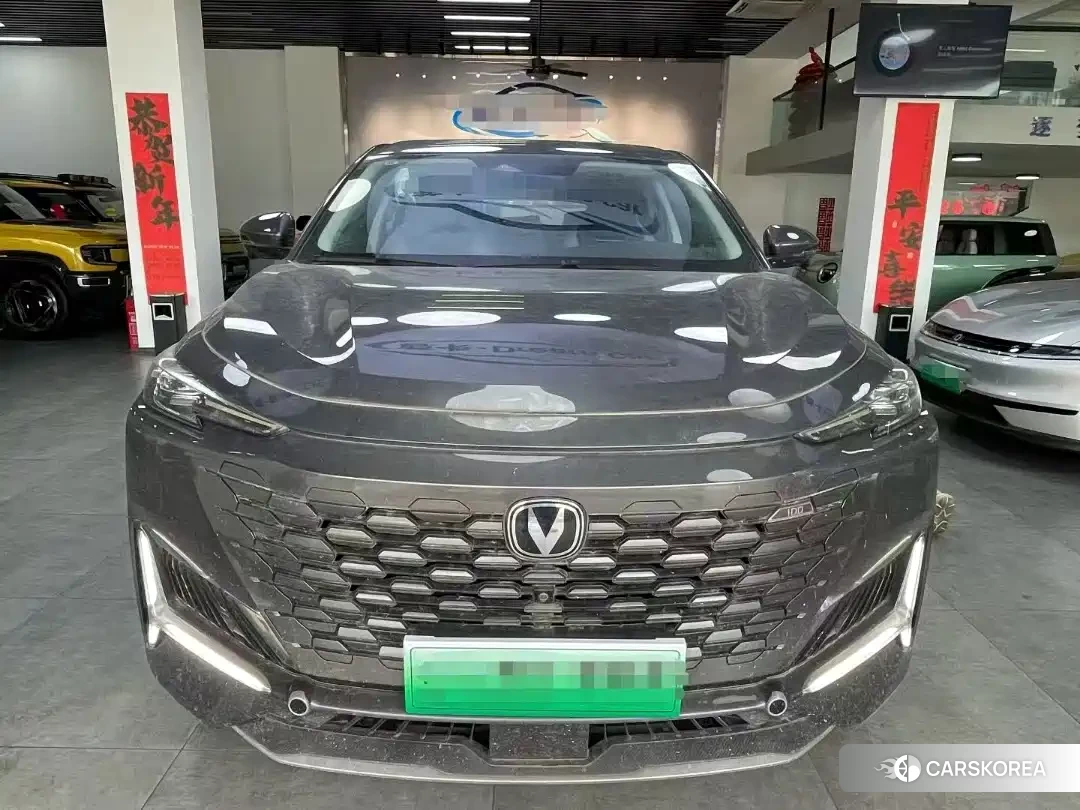 Chang'an Changan UNI-K Smart iDD 2022 Silver/gray из Китая, фото 6