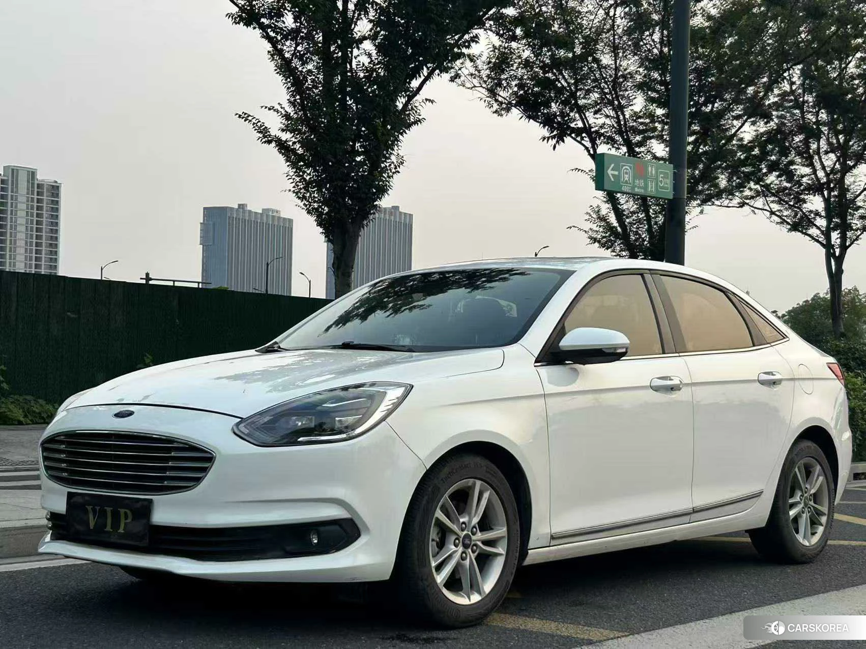 Ford Forrest id 4513586 из Китая 12