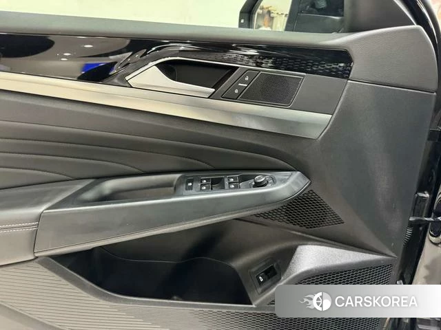 Volkswagen Passat id 4260433 из Китая 15