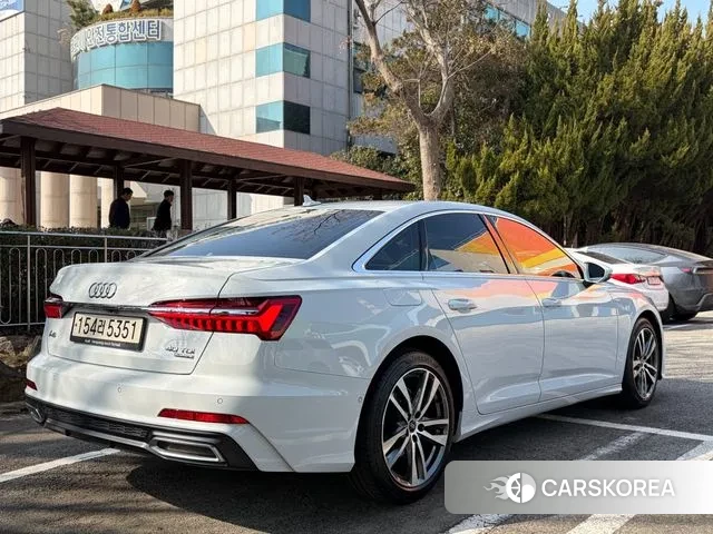 Audi A6 (C8) id 3701592 из Кореи 16