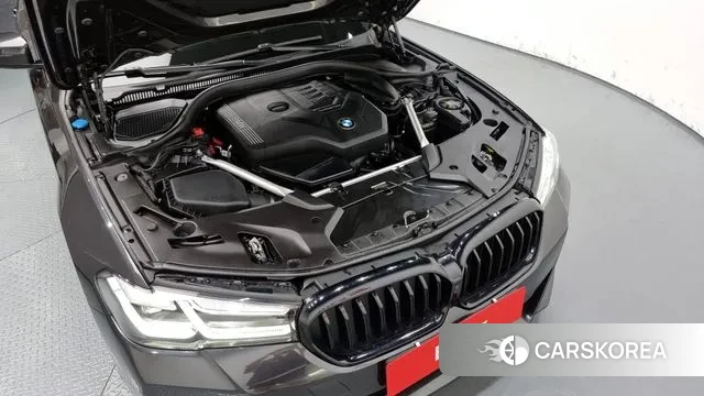 BMW 5 Series (G30) id 2974664 из Кореи 16