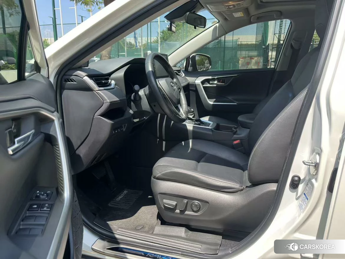 Toyota RAV4 Rongfang 2021 Белый из Китая, фото 6