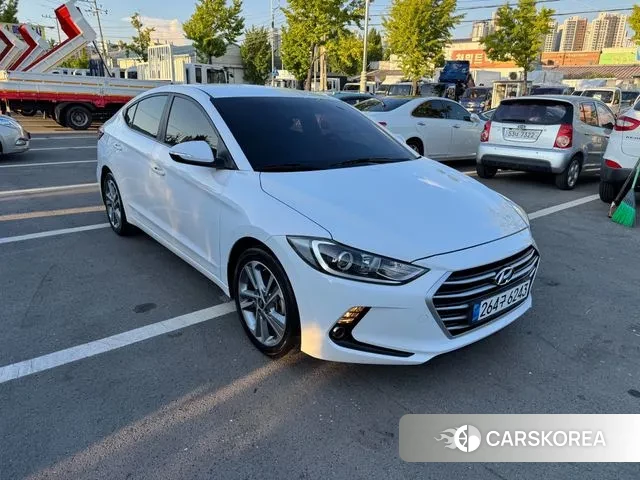 Hyundai Avante AD id 3068257 из Кореи 14