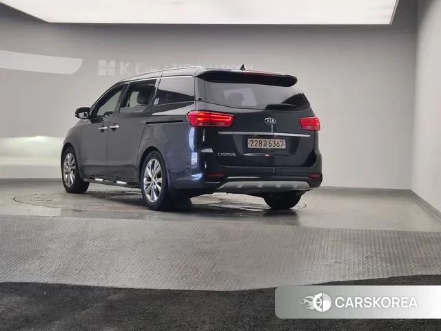 Kia The New Carnival id 3055421 из Кореи 16