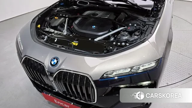 BMW 7 Series (G70) id 3502284 из Кореи 16